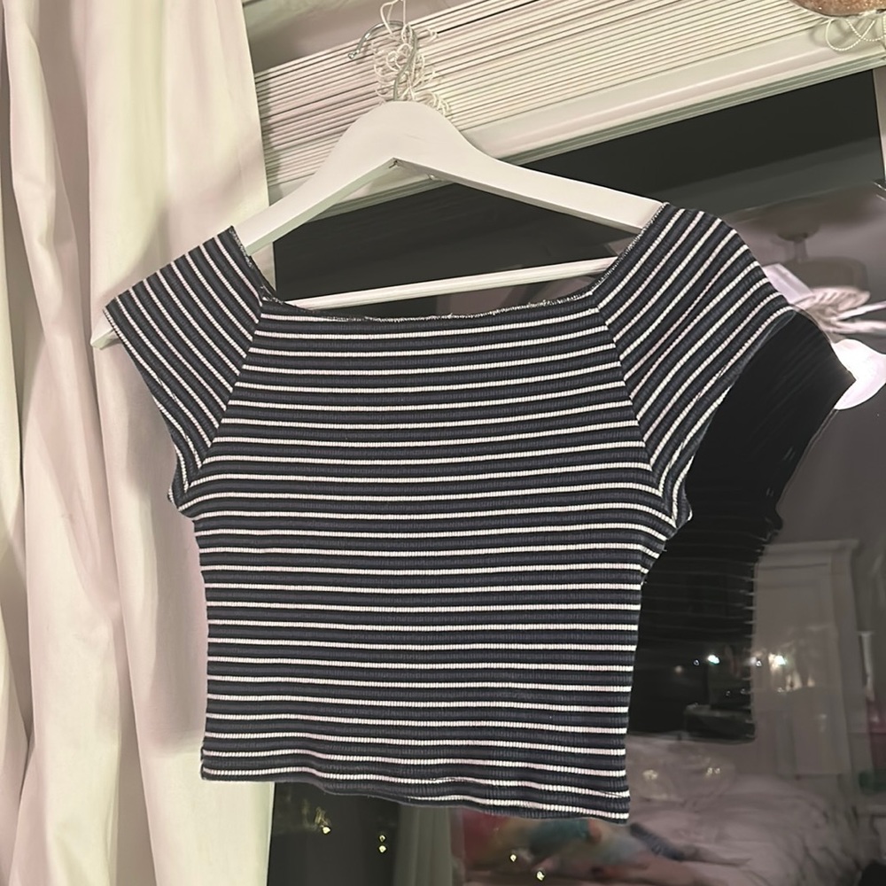 Brandy Melville Top